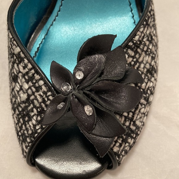 STEVE Madden Very Sexy Pumps - Picture 6 of 15